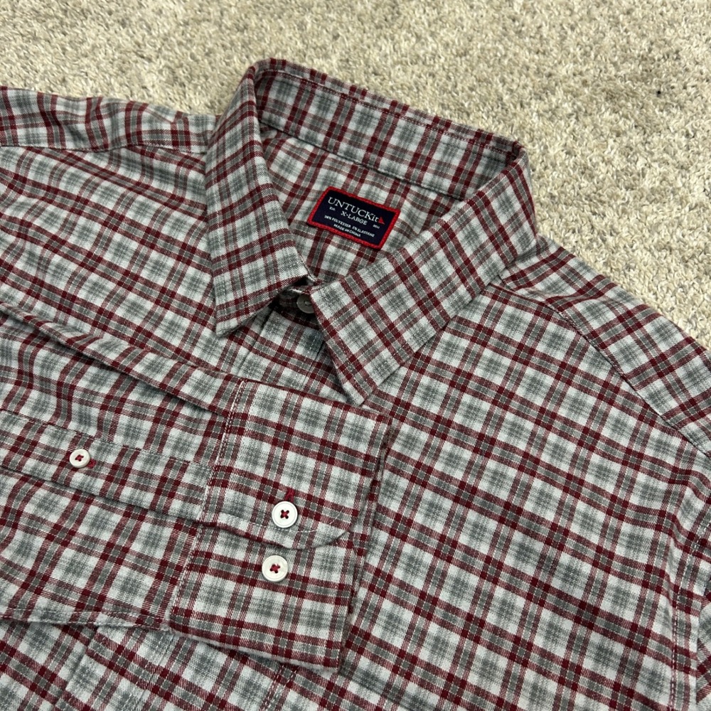 UNTUCKit Button Down Shirt Dezzani XL Red Grey Plaid Long‎ Sleeve 40693